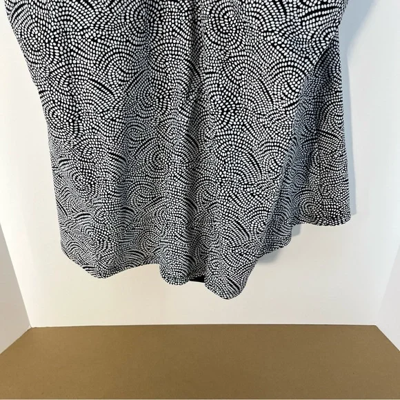 Alisha Levine Black with White Dots Swim Top Size 20W (Women's) - Picture 4 of 8